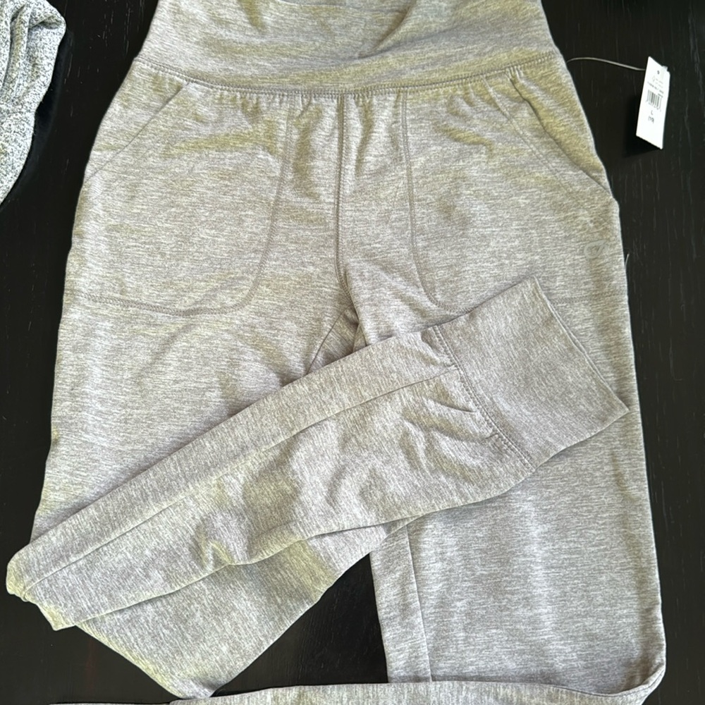 Joggers gap new